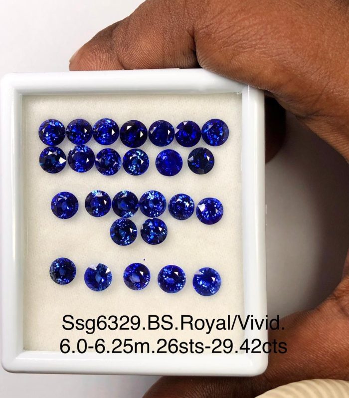 SSG6329 Blue Sapphires 26 sts